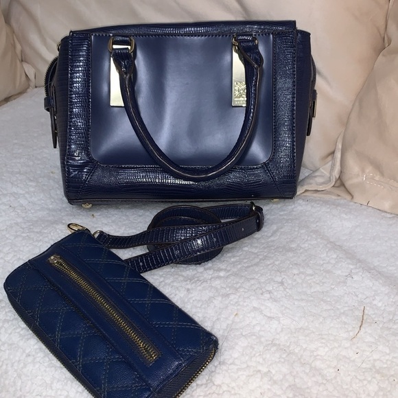 Anne Klein doctor type satchel - Picture 6 of 13